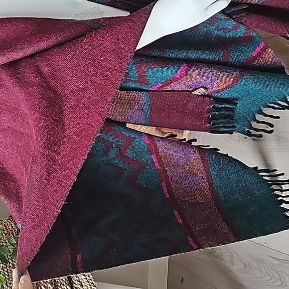 Forum Panço Geometric Shawl, o/s - Picture 2 of 12